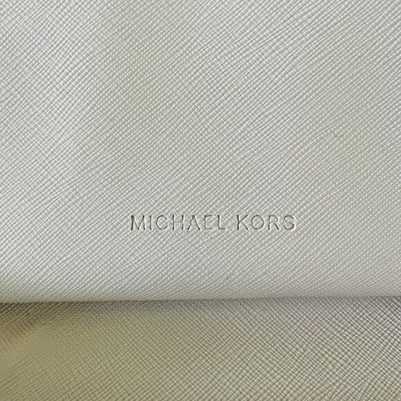 MICHAEL KORS Fulton Animal Print Leather Flat MF Phone Case Zip Wallet Wristlet - Picture 7 of 8